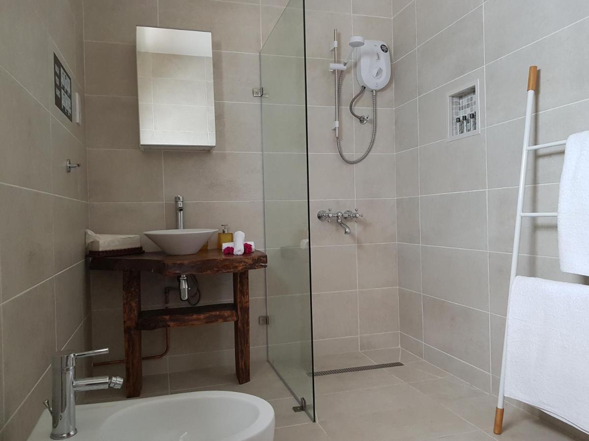 Bougainvillas Seychelles Anse Royale Bagian luar foto